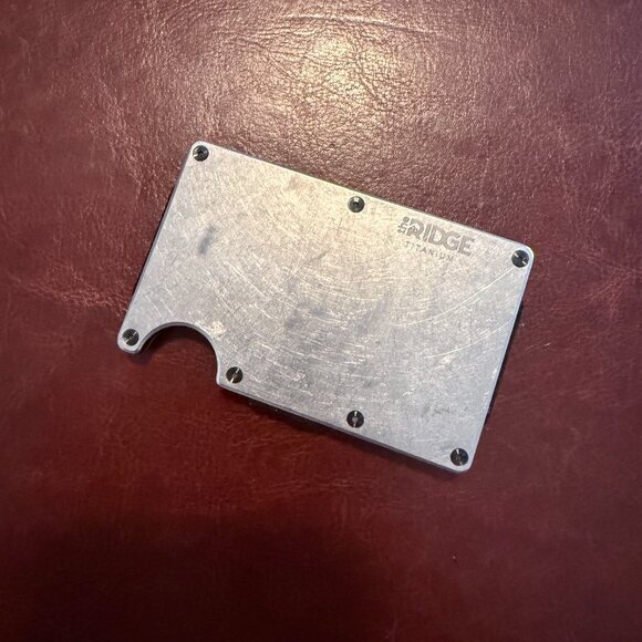 Ridge Titanium Wallet – Minimalist RFID-Blocking Slim Metal Wallet - Picture 2 of 6